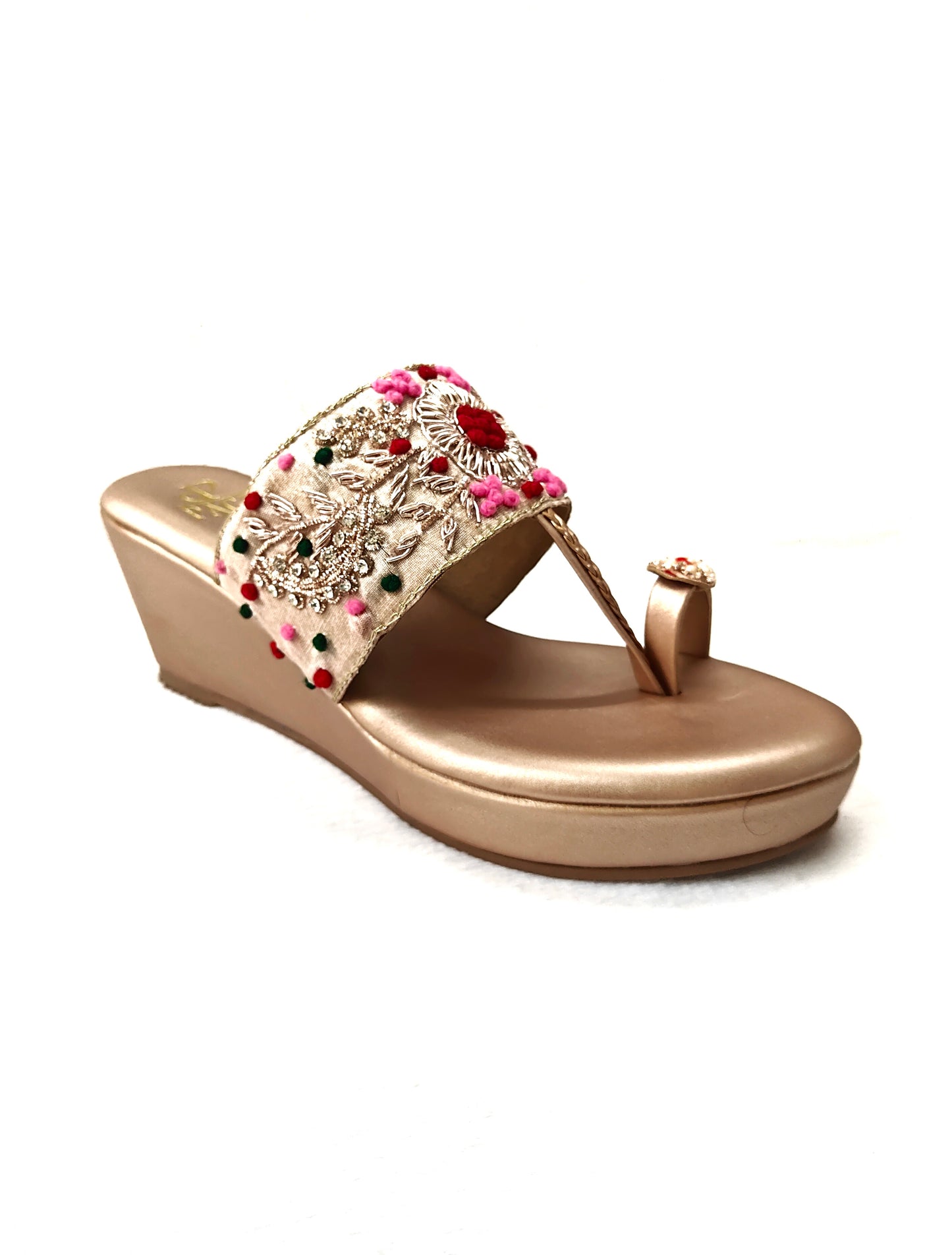 Page EthnoBliss Embroidered Wedges Rose Gold (1201).