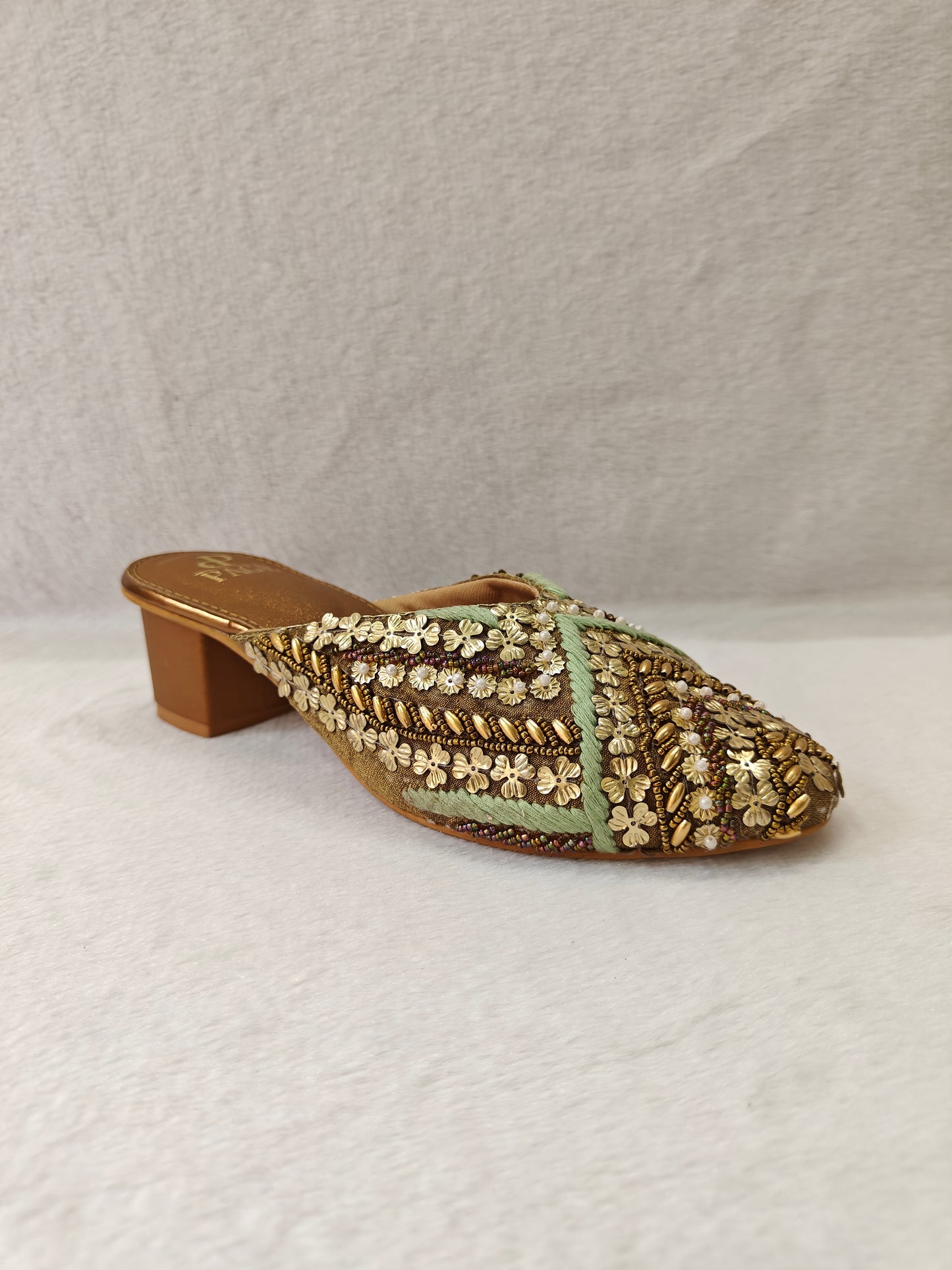Page Royal Tapestry Block Heels Antique (1242-3).