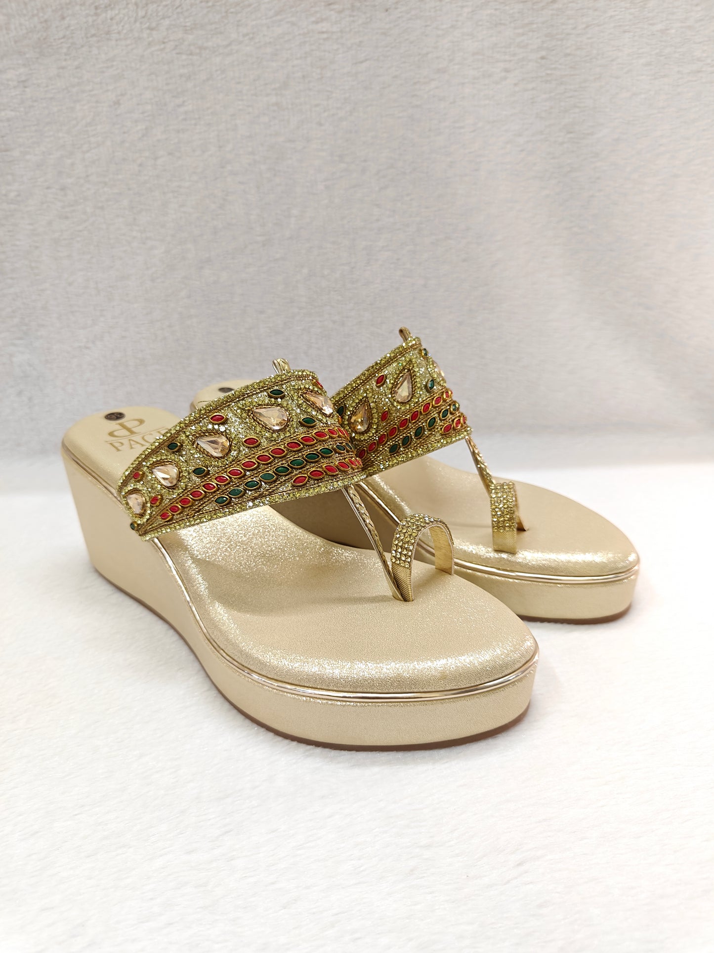 Page Royal Ethnica Wedge Sandals Gold (1233).