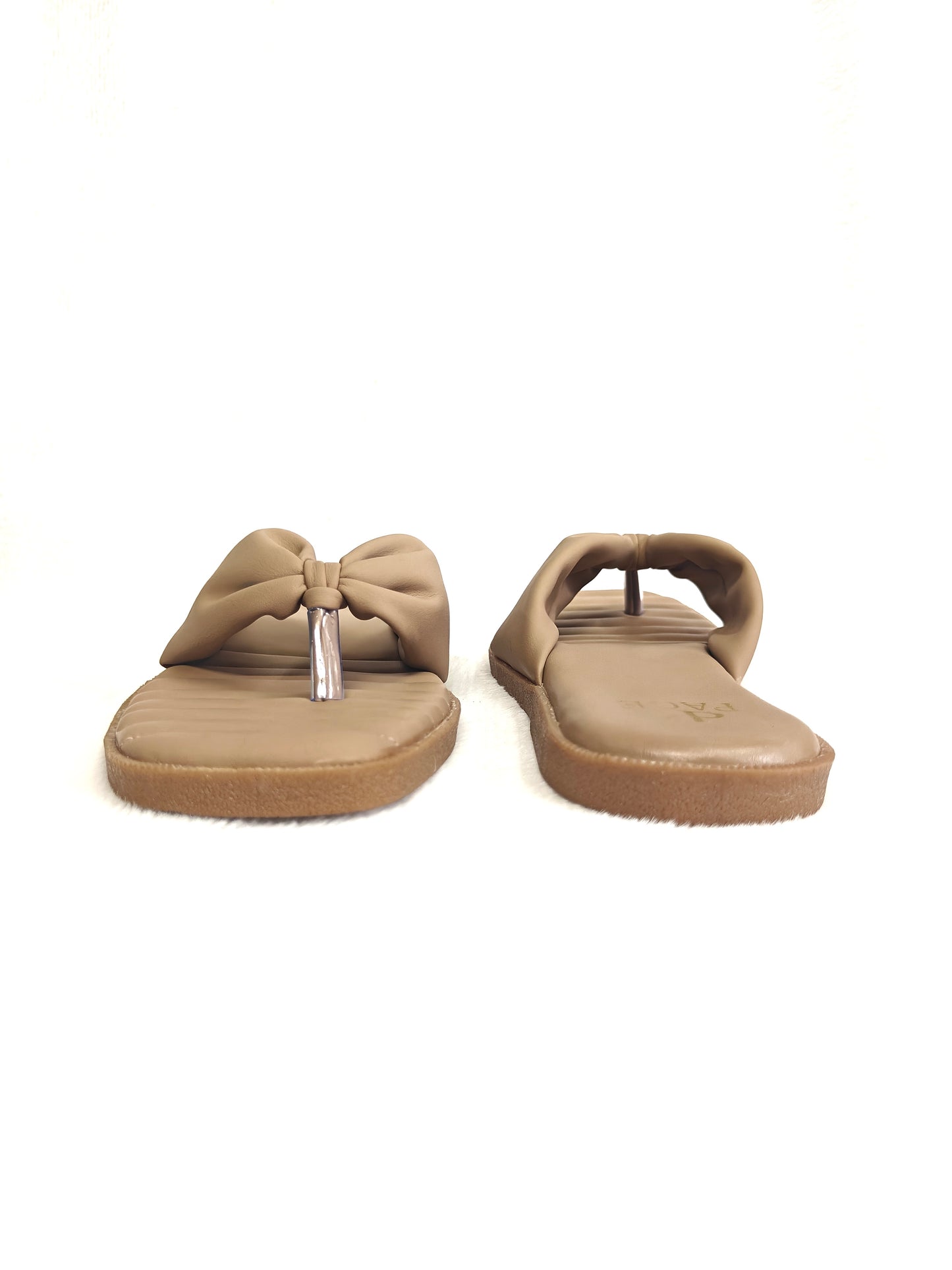 SoftTwist Strap Design Chickoo (1376-27).
