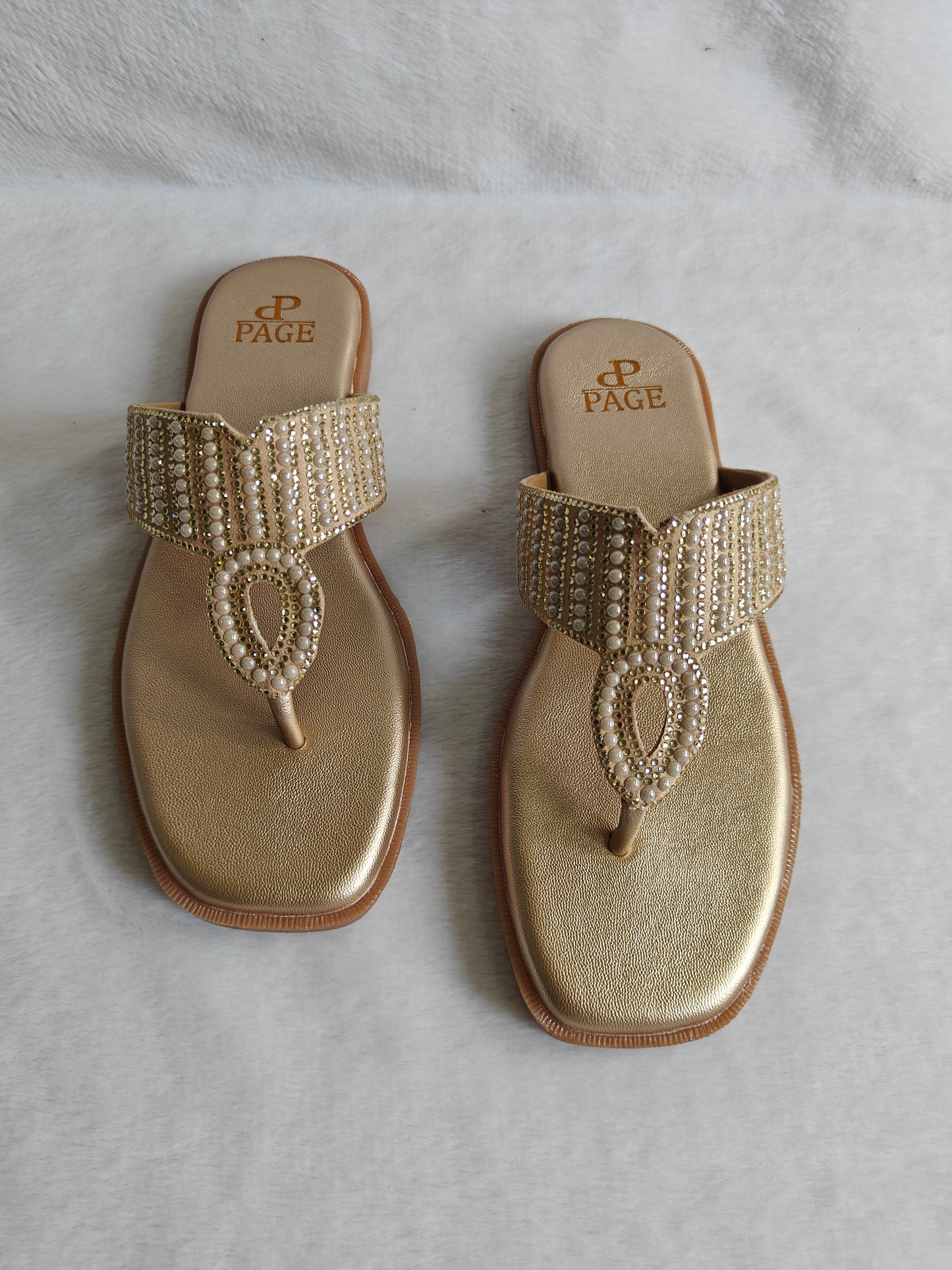Page Aurora Jewel Thong Gold (1415-28).