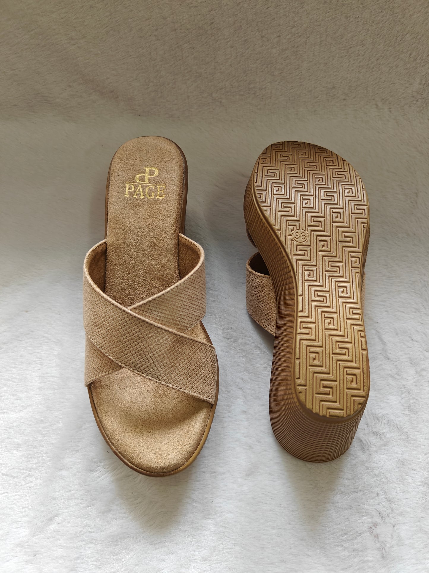 Page SoftStep Criss Cross Beige (1317-2).