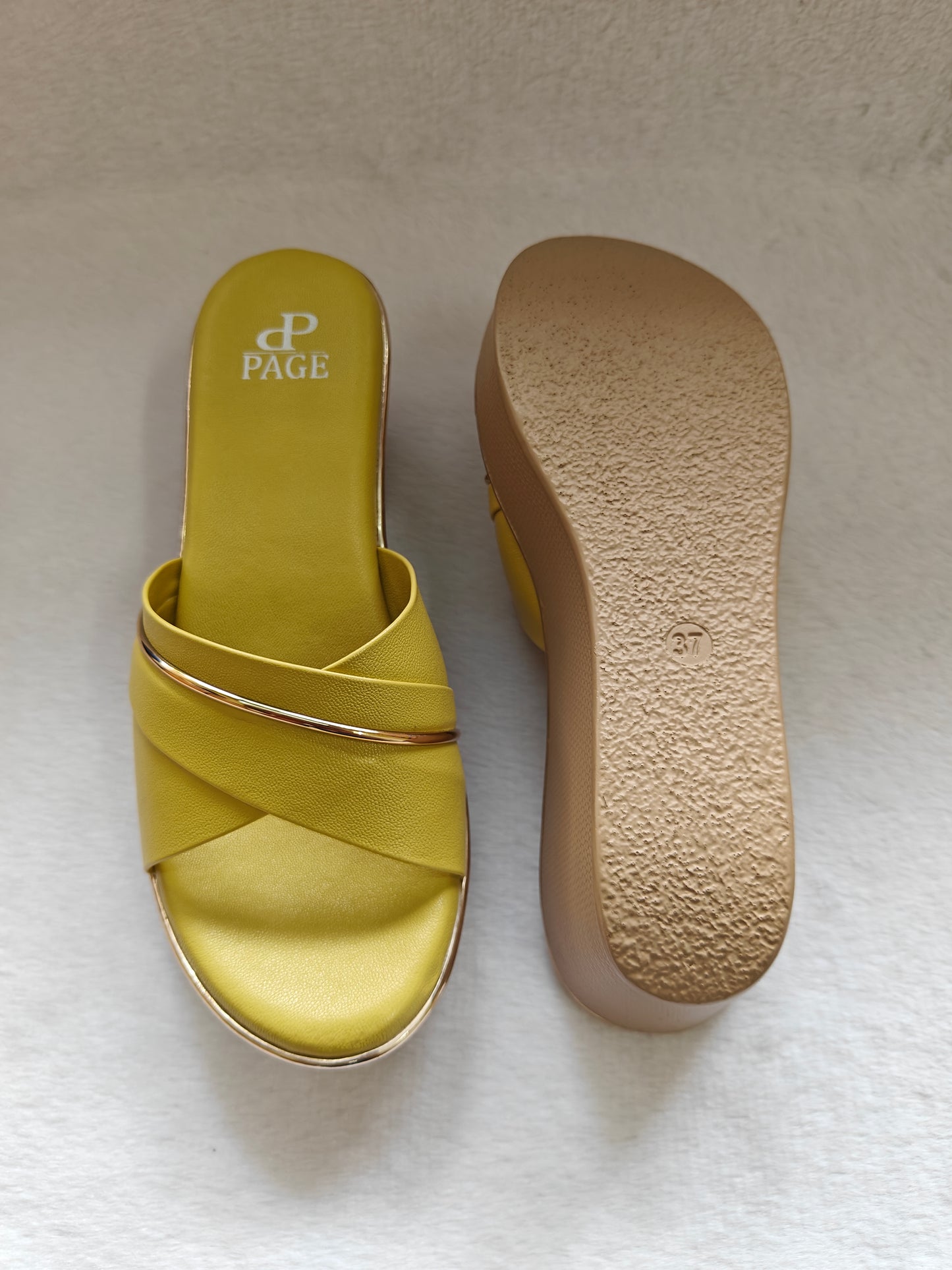 Pace Luxe Cross-Strap Wedge Slides Yellow.(1215)