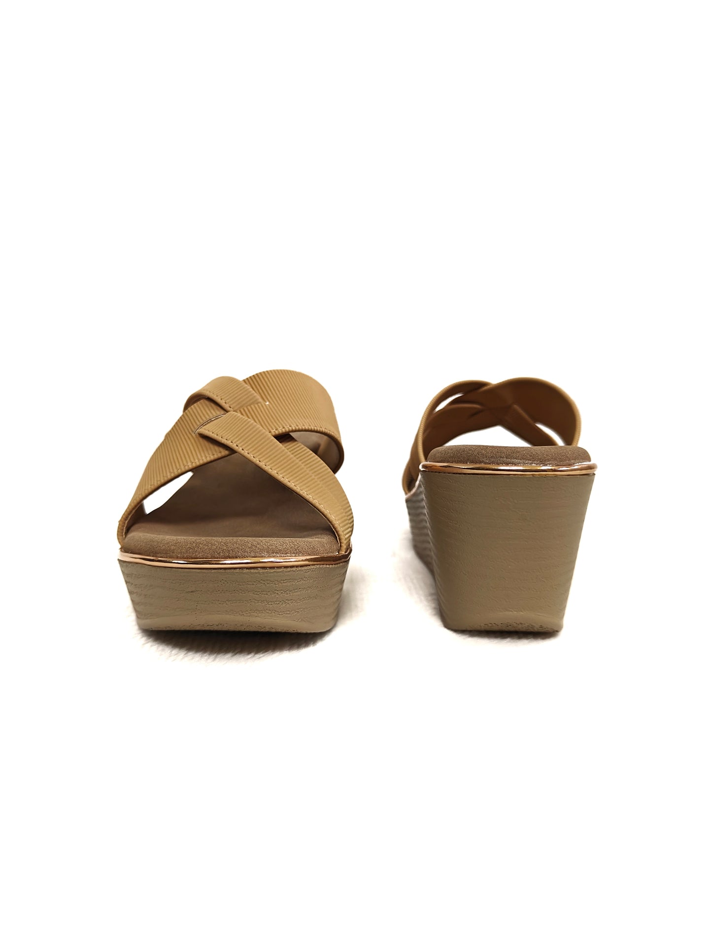 Page Luminara Wedge Chickoo (1392-6).