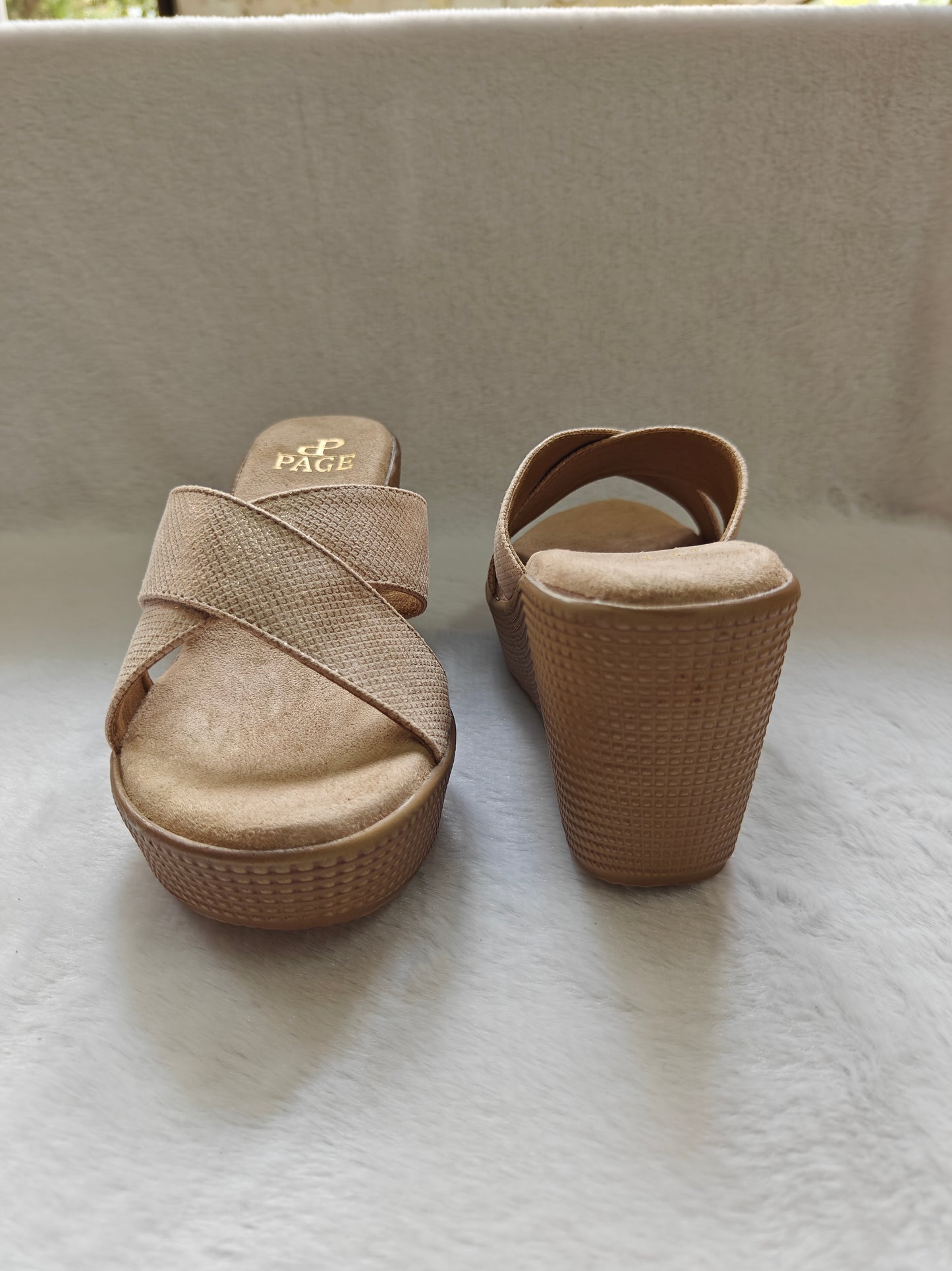 Page SoftStep Criss Cross Beige (1317-2).