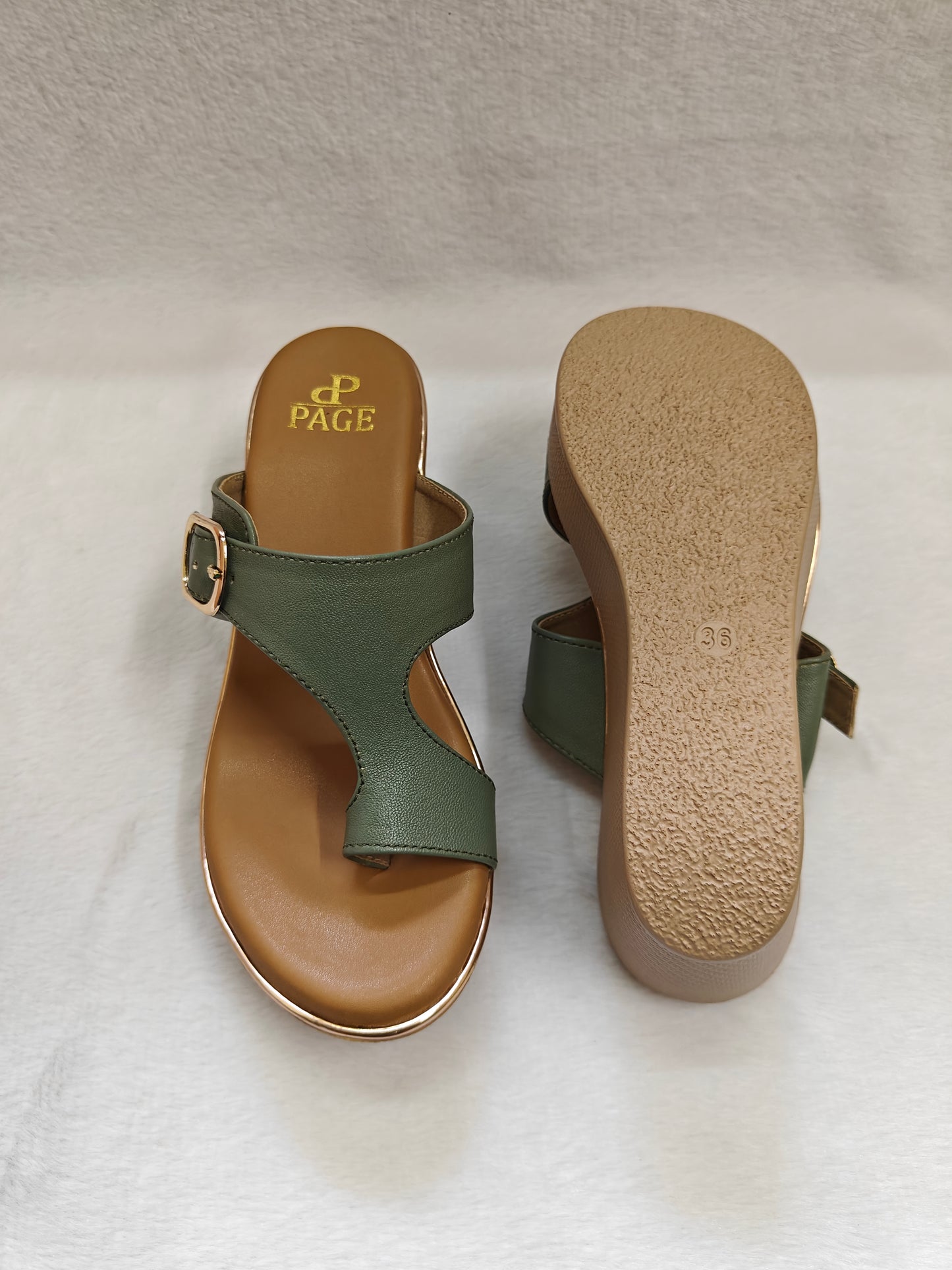 Page Comfort Toe Ring Platform Sandals Green (388).