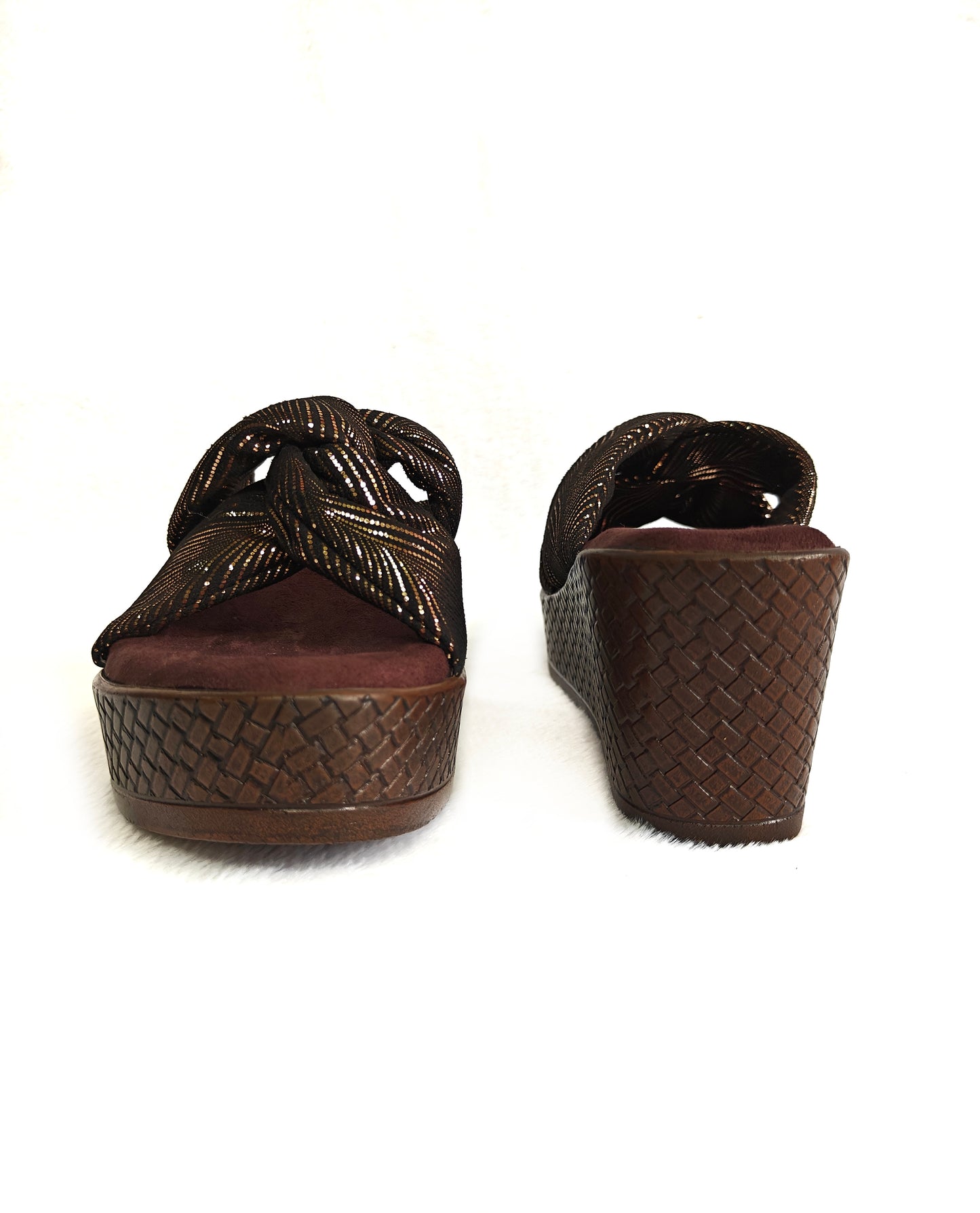 Velvet Twist Elevate Antique (1377-1).