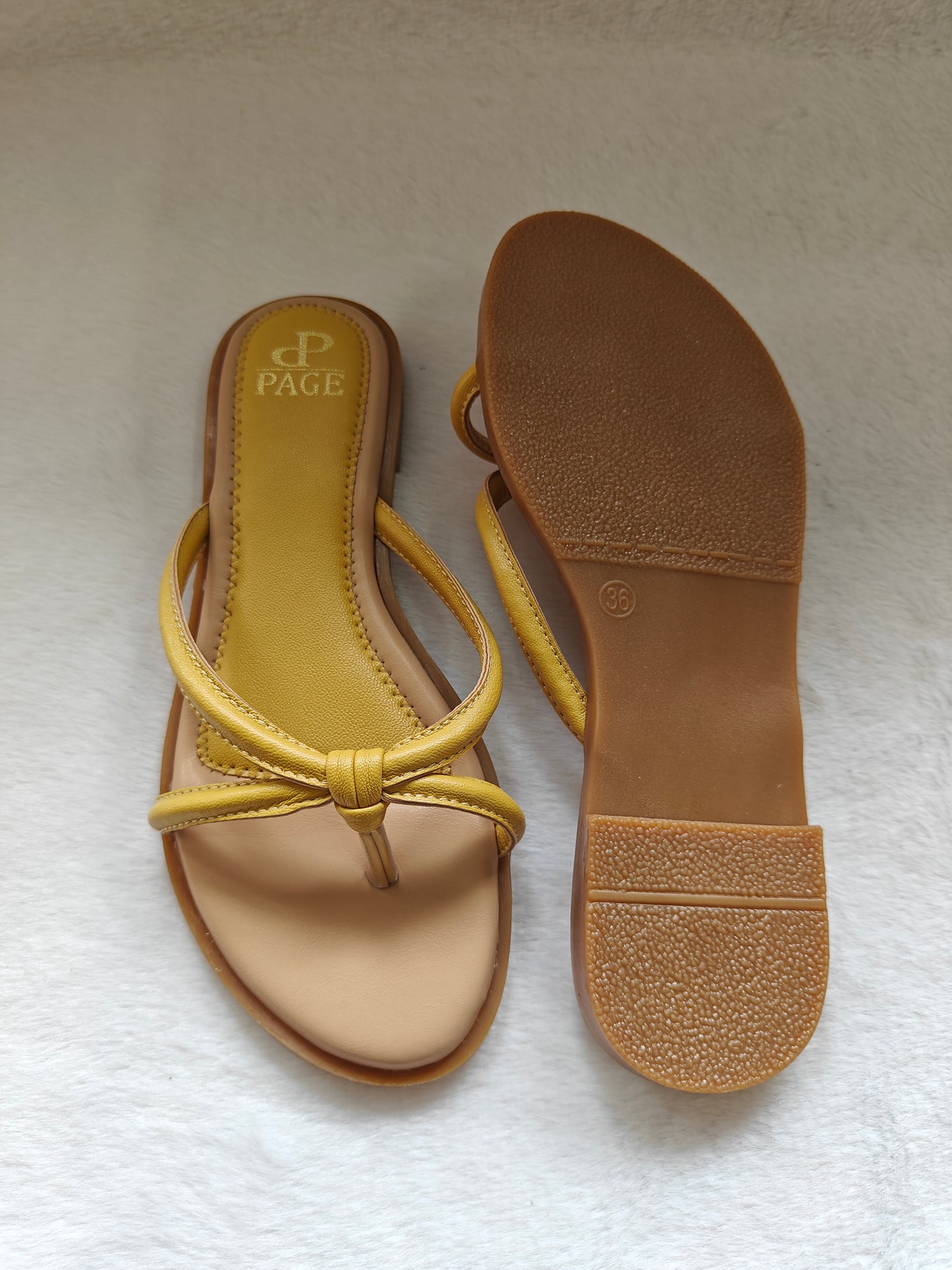 Page Elegant Knotted Flats Yellow (1258-21).