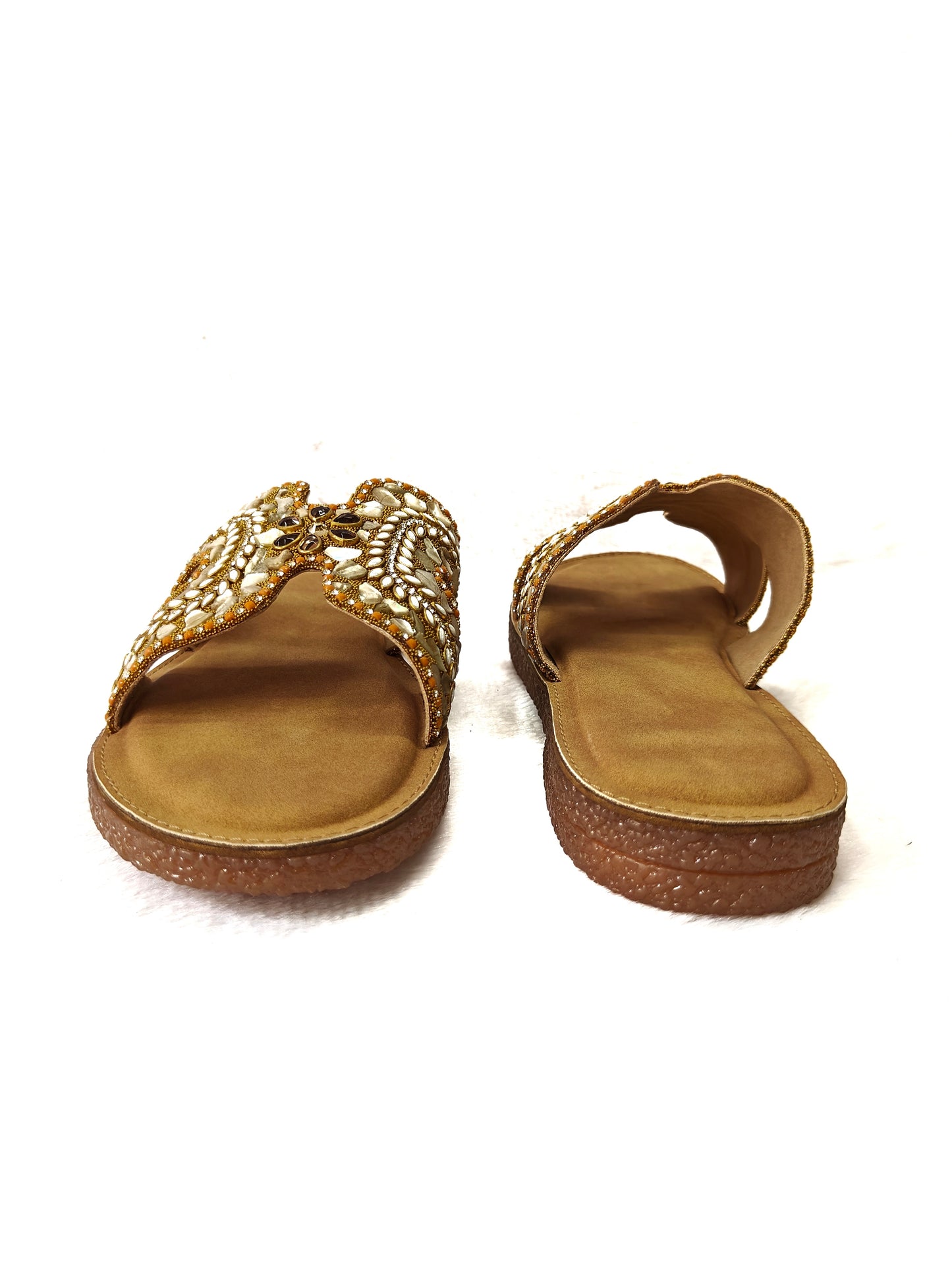 Page Royal Arch Embellished Flats Antique (1332-24).