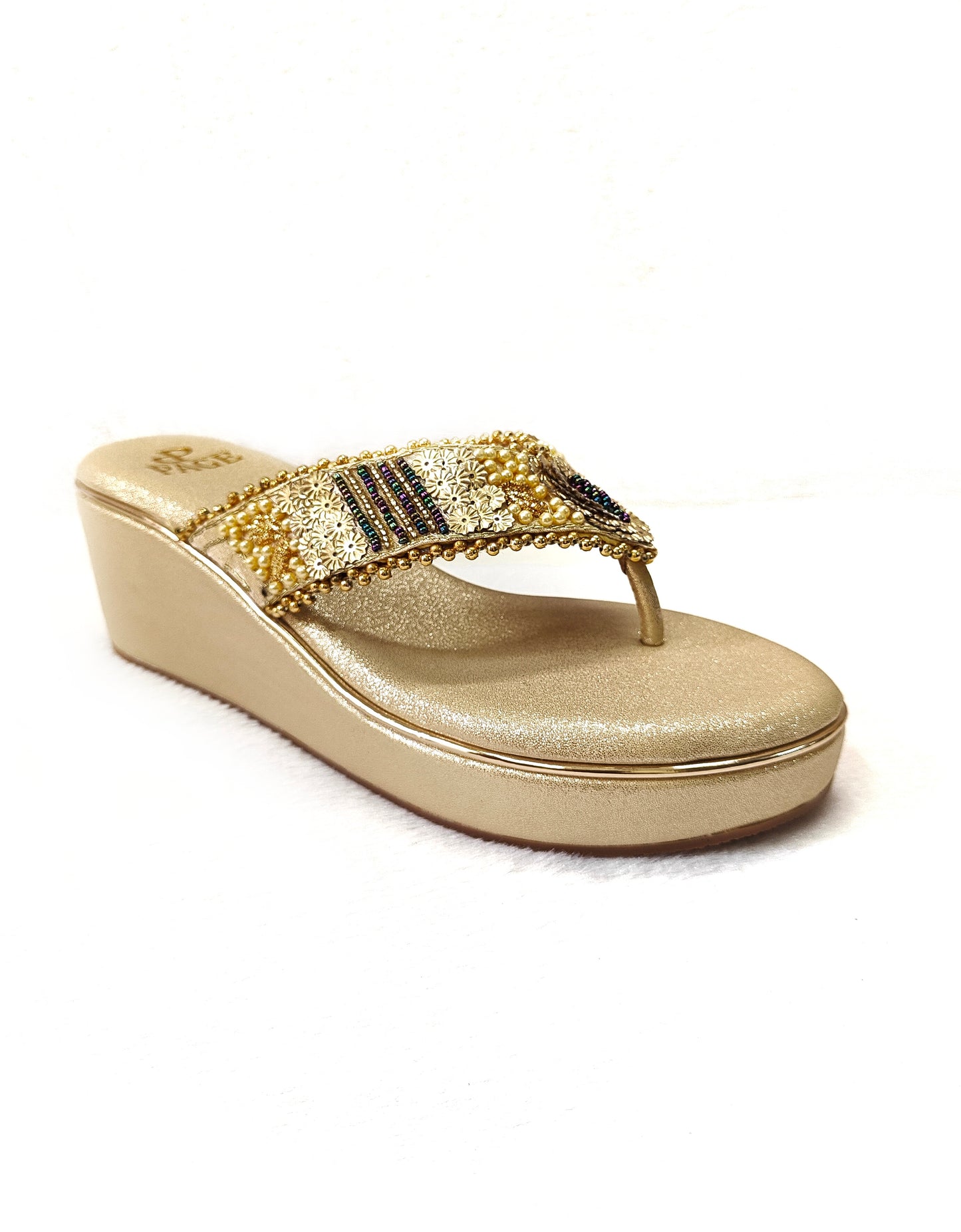 Page Golden Pearl Radiance (1154-3).