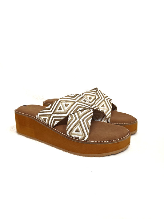 PAGE EthnoCraft Cross Wedge Slides Cream (1383-21).