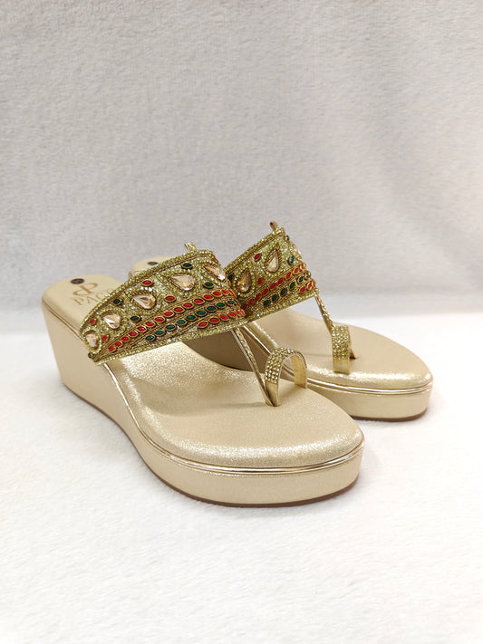 Page Royal Ethnica Wedge Sandals Gold (1233).
