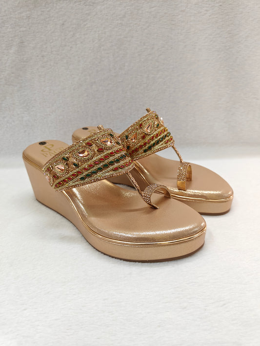 Page Royal Ethnica Wedge Sandals Antique (1233).