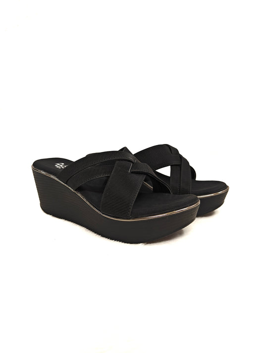 Page Luminara Wedge Black (1392-6).