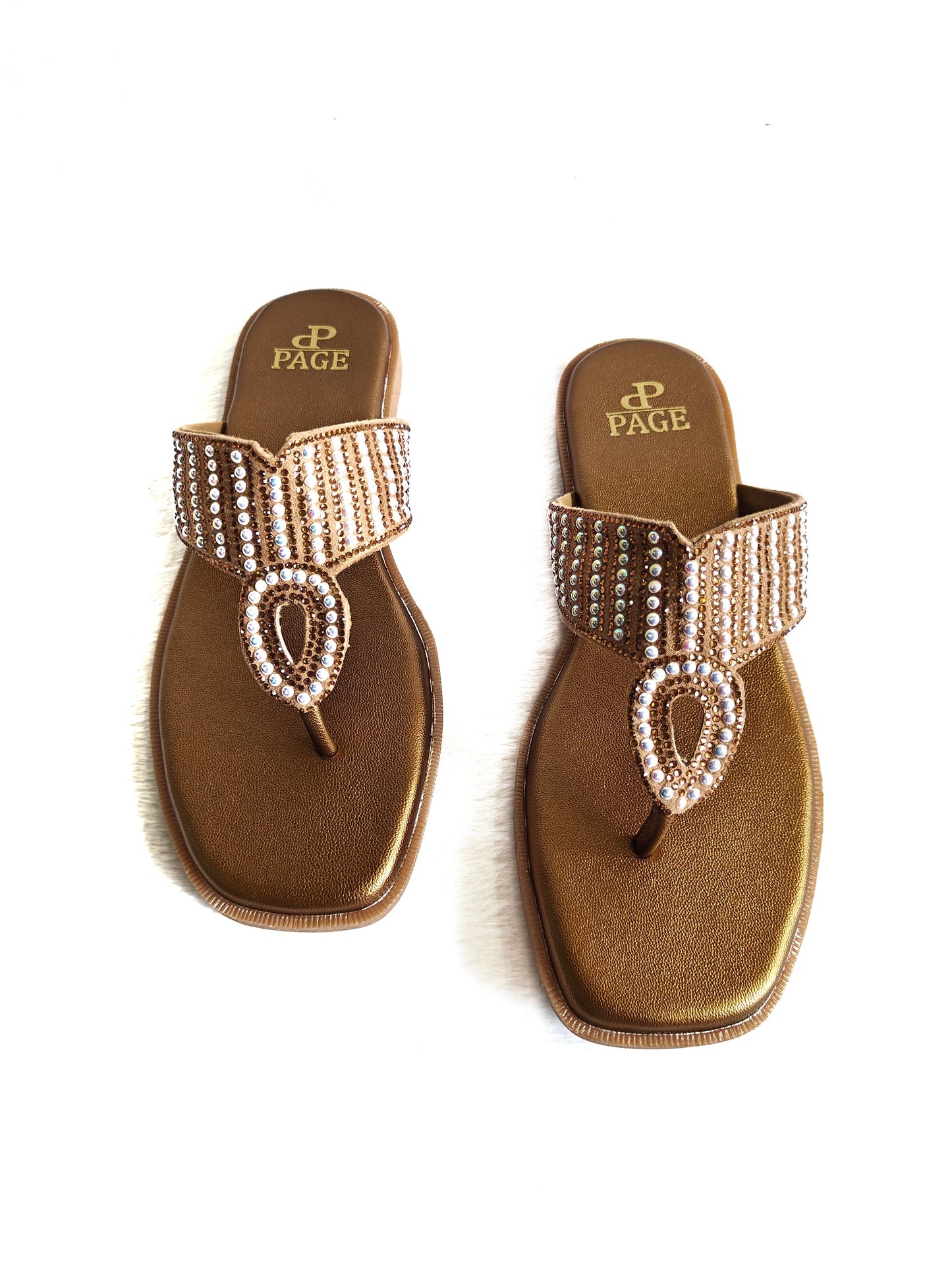 Page Aurora Jewel Thong Tan (1415-28).