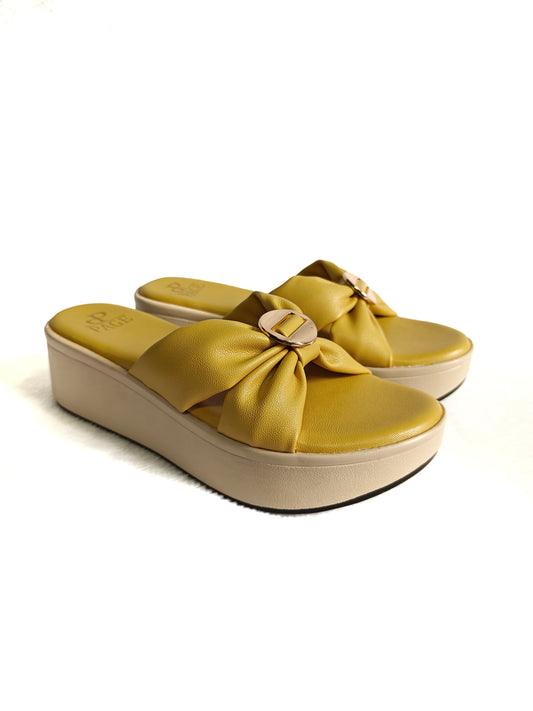 Page Luxe Knot Elevate Slides Yellow (1373-1).
