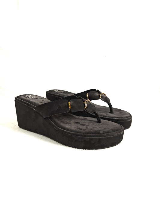 PAGE Eleve Wedge Black (1411-8).