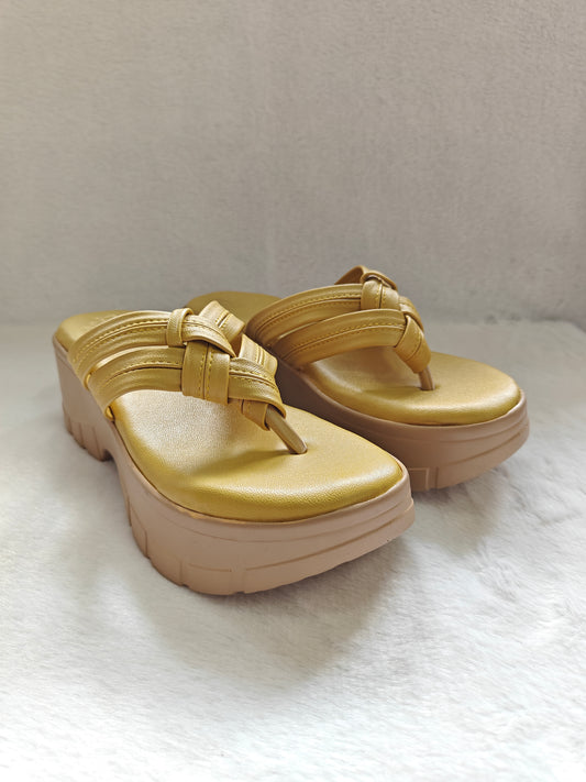Page Knot-Strap Platform Sandals Yellow.