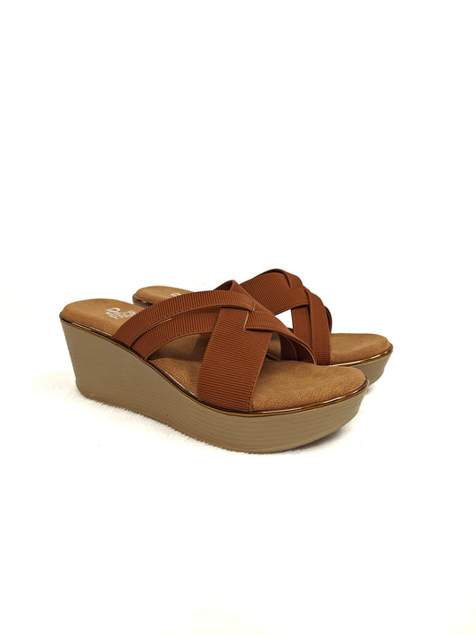 Page Luminara Wedge Tan (1392-6).